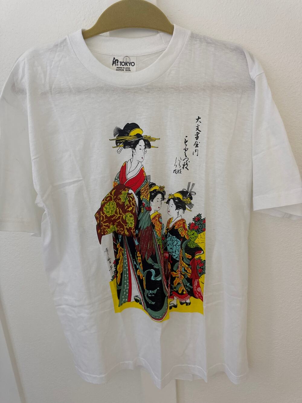 Japanese Geisha T-shirt printed in Japan